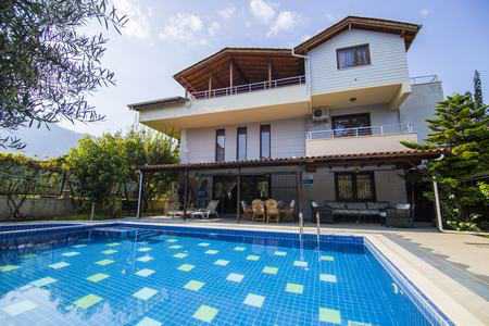 Villa Almora resim 1