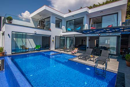 Villa Fantastik resmi