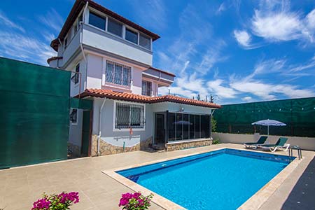 Villa Favori resim 1