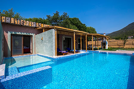 Villa Jötem 1 resmi