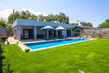 Villa Karadut resmi