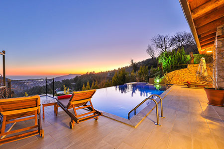 Villa Mestia resim 1