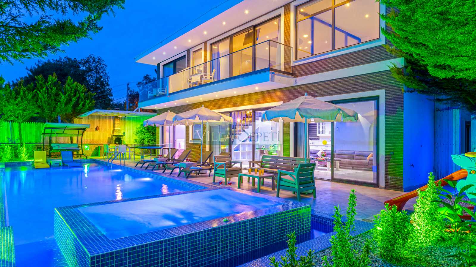 Villa Nadide - En çok rezervasyon alan dördüncü villa ödülü sahibi